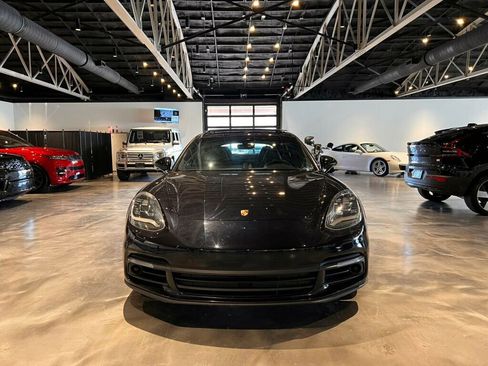 Used 2017 Porsche Panamera 4S image 8