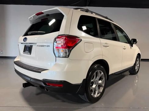 Used 2018 Subaru Forester 2.5i Touring w/ Popular Package #2 AWD/4WD image 4