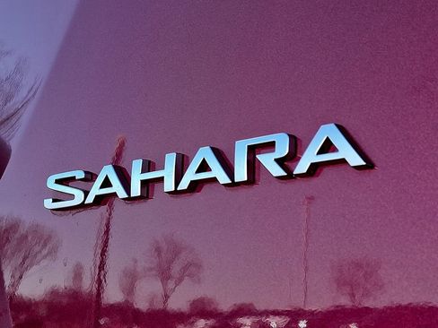 Used 2024 Jeep Wrangler Sahara w/ Safety Group image 29