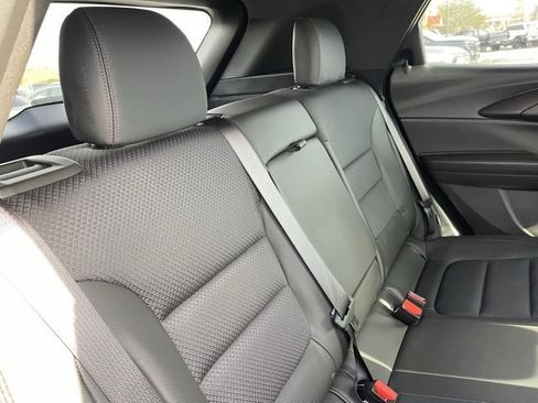 Used 2023 Chevrolet TrailBlazer RS w/ Convenience Package image 18