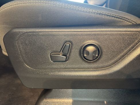 Used 2025 RAM 1500 Big Horn image 22