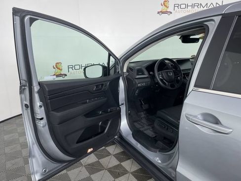 Used 2025 Honda Odyssey EX-L image 17
