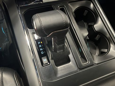 Used 2025 Ford F150 Lariat w/ Equipment Group 502A High AWD/4WD image 17