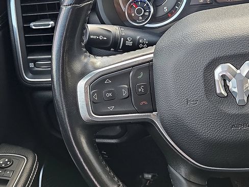 Used 2022 RAM 1500 Laramie AWD/4WD image 19