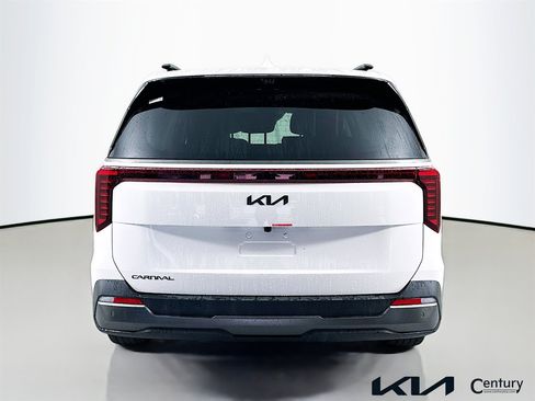 New 2026 Kia Carnival SX Prestige FWD image 5