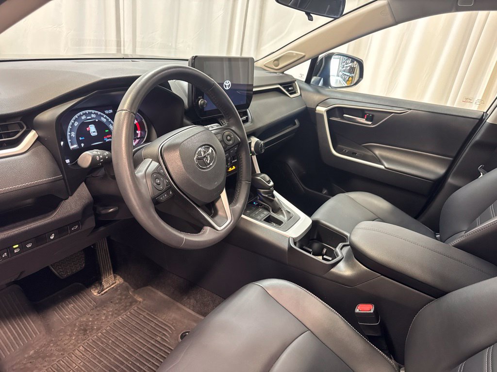Used 2024 Toyota RAV4 XLE Premium w/ Weather Package AWD/4WD image 6