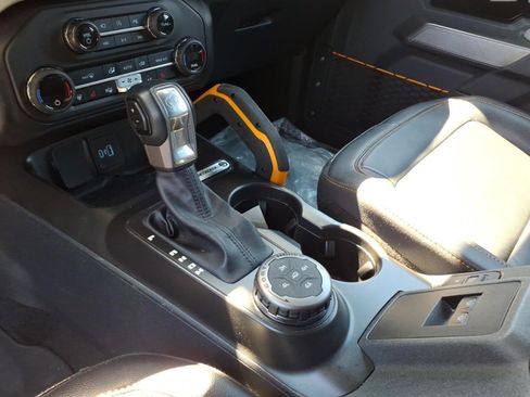 Used 2023 Ford Bronco Badlands AWD/4WD image 14
