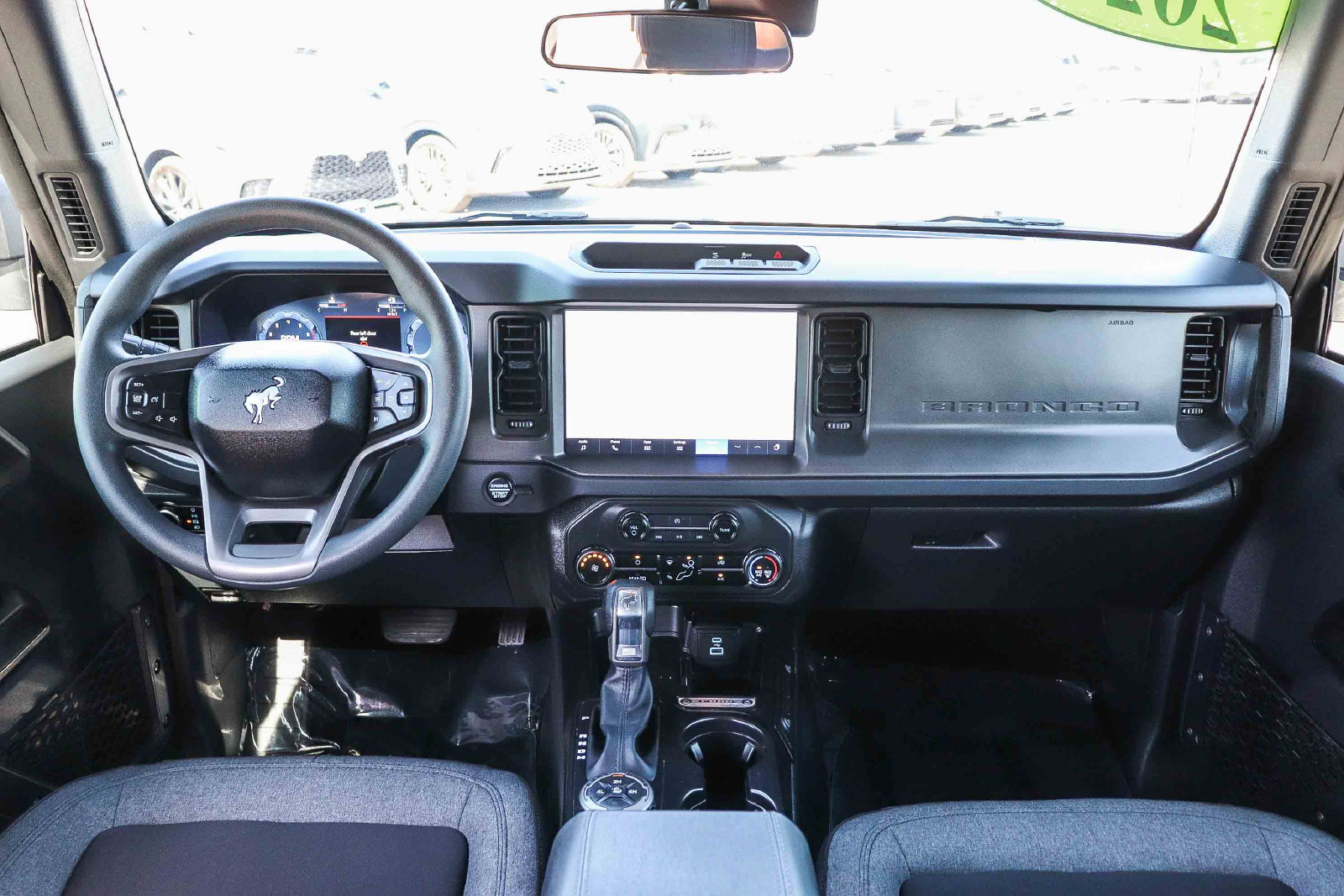 Used 2025 Ford Bronco 4-Door AWD/4WD image 14