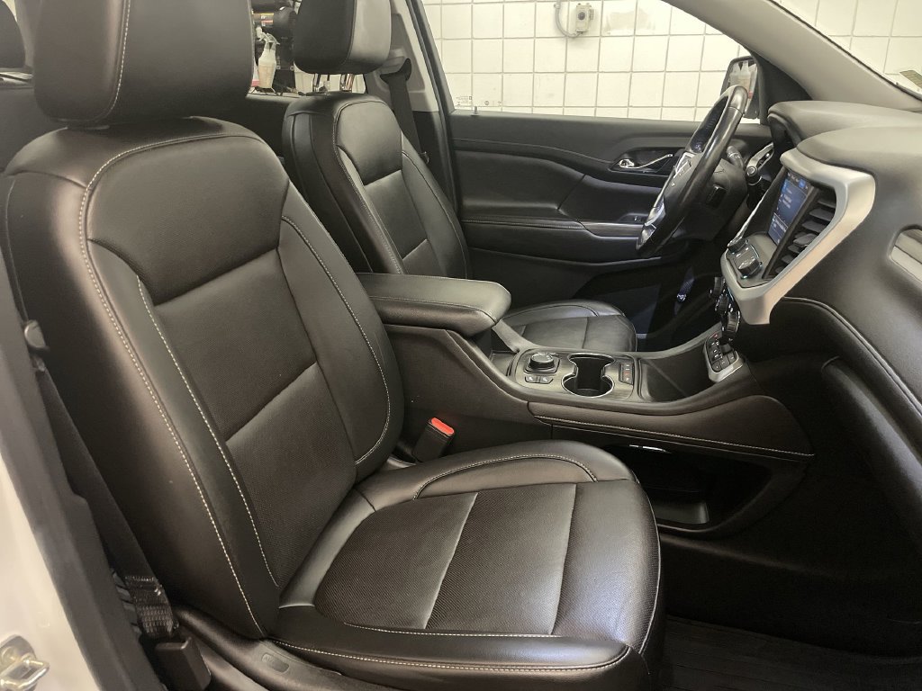 Used 2021 GMC Acadia SLT FWD image 22