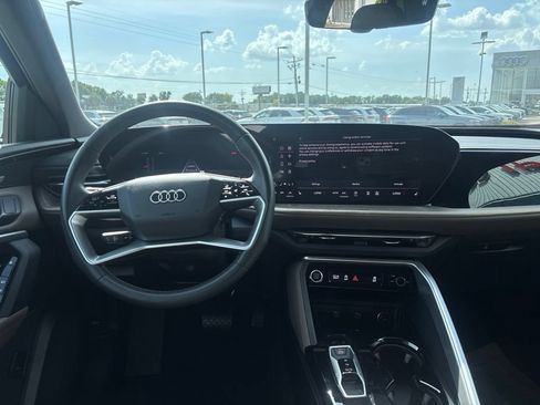 Used 2025 Audi Q5 Premium Plus w/ Premium Plus AWD/4WD image 17