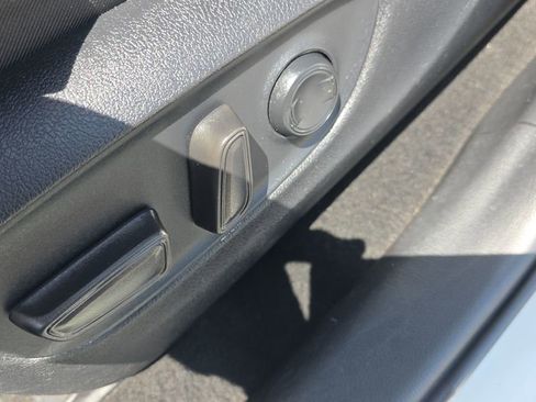 Used 2024 Toyota RAV4 XLE image 16