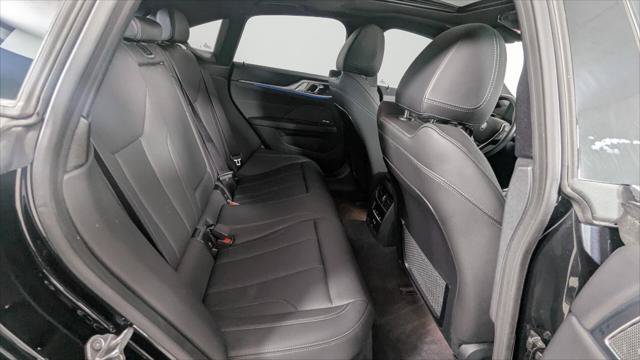 Used 2023 BMW i4 eDrive35 RWD image 22