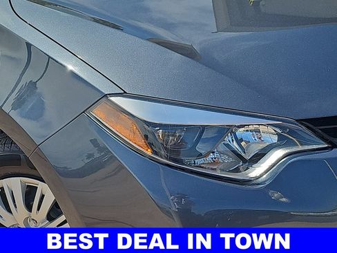 Used 2015 Toyota Corolla L FWD image 32