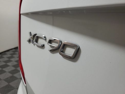 Used 2023 Volvo XC90 B6 Core w/ Protection Package Premier AWD/4WD image 10