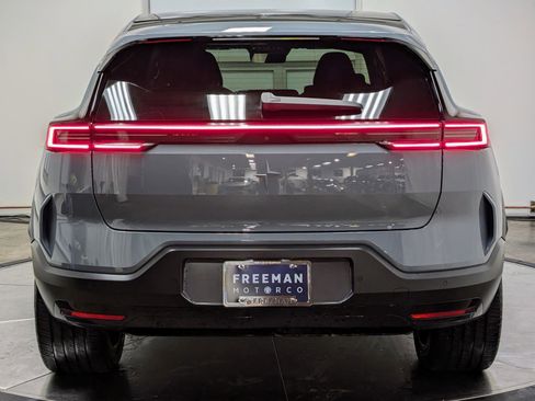 Used 2025 Polestar Polestar 3 image 8