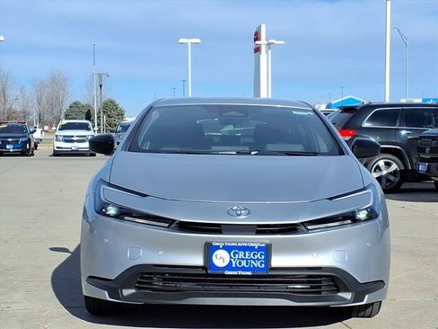 New 2026 Toyota Prius LE AWD/4WD image 2