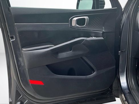 Used 2021 Kia Sorento S w/ Panoramic Sunroof Package FWD image 24
