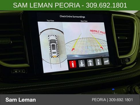 New 2027 Chrysler Pacifica Limited w/ Family Tech Group FWD image 14