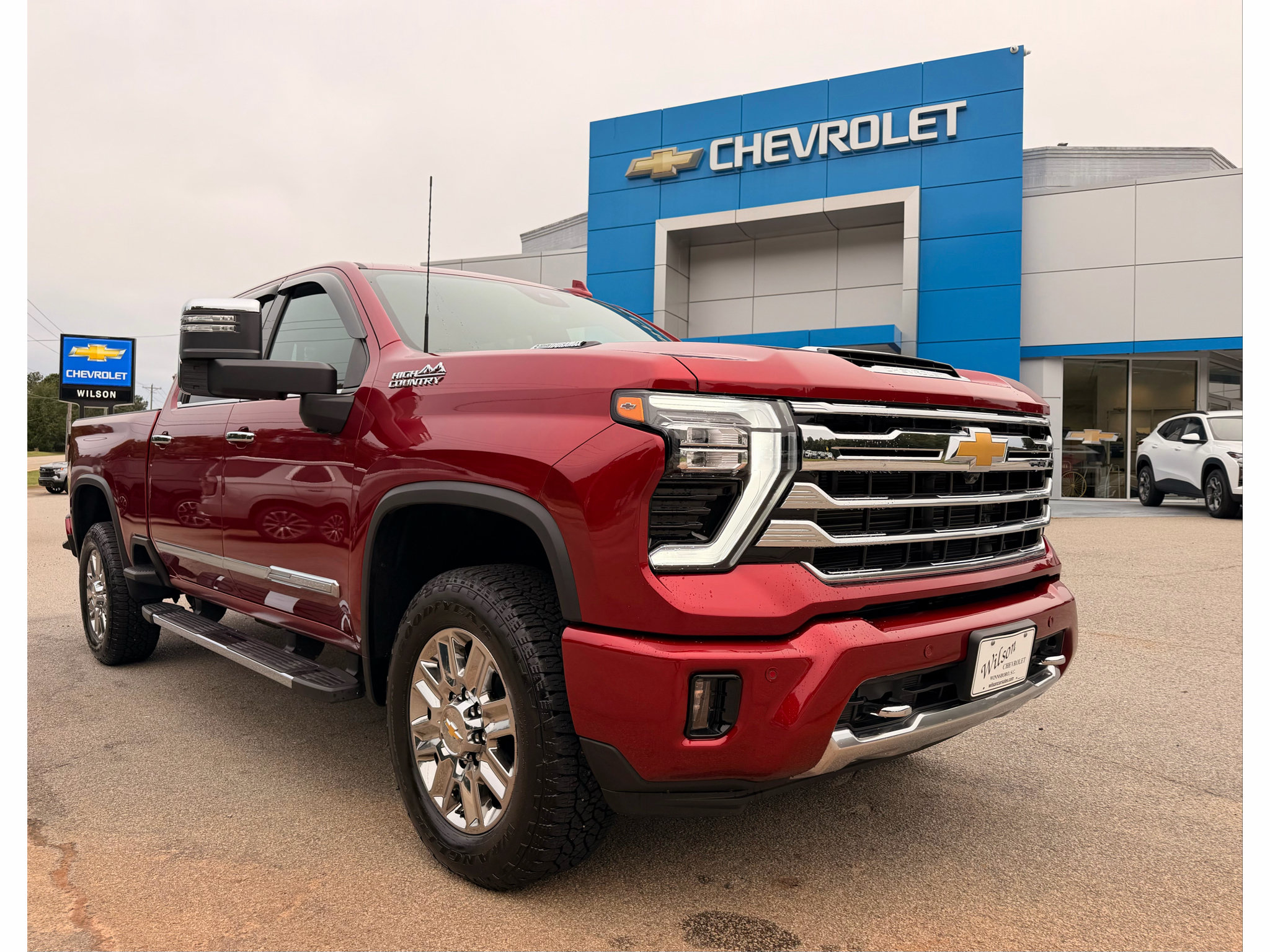 Used 2026 Chevrolet Silverado 2500 High Country w/ Z71 Off-Road Package AWD/4WD image 1