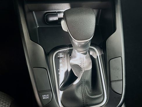 Used 2025 Kia Soul LX w/ LX Technology Package image 25