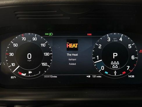 New 2025 Land Rover Discovery S image 24