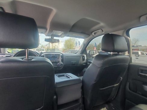 Used 2017 Chevrolet Silverado 1500 LT w/ All Star Edition image 27