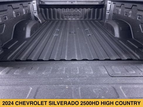 Certified 2024 Chevrolet Silverado 2500 High Country w/ High Country Premium Package AWD/4WD image 16