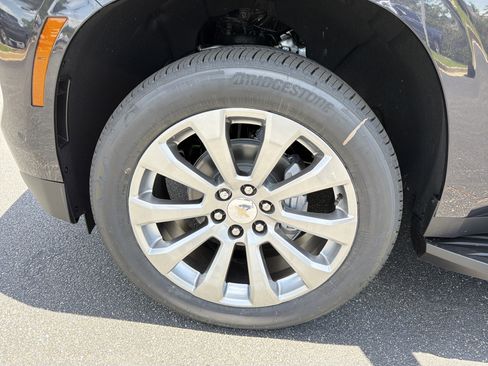 New 2026 Chevrolet Tahoe Premier w/ Sun And Tow Package AWD/4WD image 11