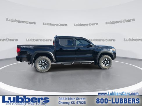 Used 2019 Toyota Tacoma 4x4 Double Cab image 9