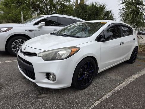 Used 2016 Kia Forte SX image 1