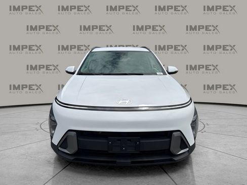Used 2024 Hyundai Kona SEL FWD image 8