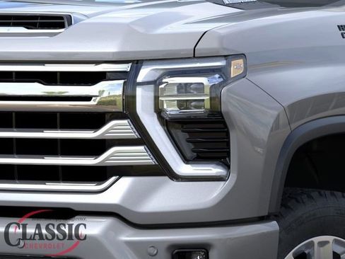 New 2026 Chevrolet Silverado 2500 High Country w/ High Country Premium Package AWD/4WD image 12