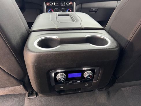 Used 2024 GMC Yukon SLT image 76