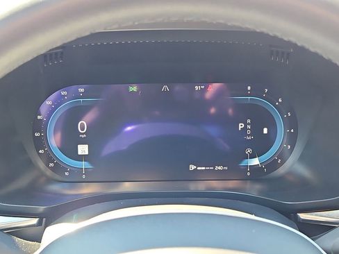 Used 2023 Volvo XC60 B5 Core image 31