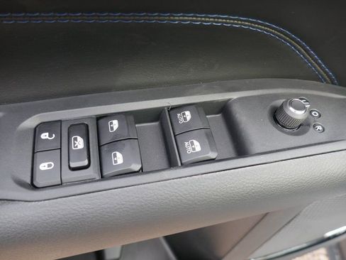 New 2026 Jeep Compass Latitude w/ Sun and Sound Group AWD/4WD image 15