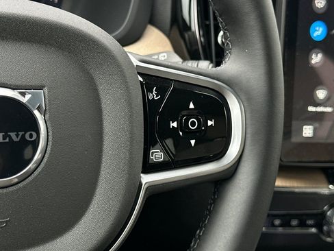 New 2026 Volvo XC60 B5 Plus w/ Protection Package Premier AWD/4WD image 28