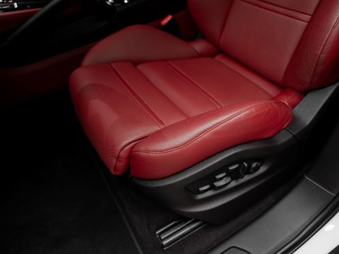 Used 2022 Porsche Cayenne Turbo GT AWD/4WD image 72