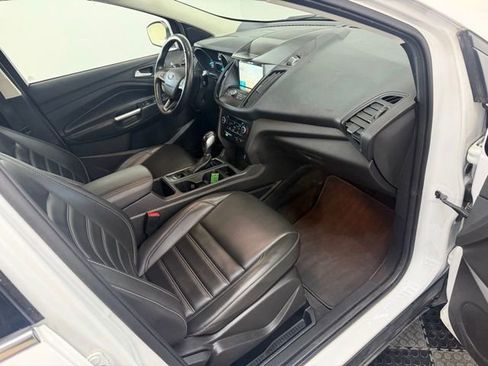 Used 2019 Ford Escape SEL AWD/4WD image 34