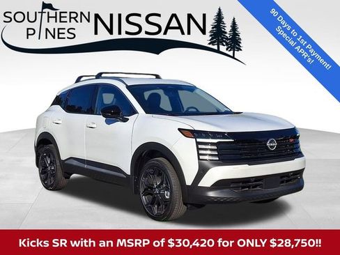 New 2026 Nissan Kicks SR w/ Cold Weather Package image 1