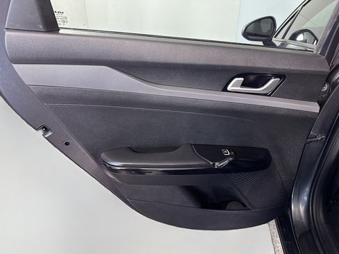 Used 2023 Kia K5 LXS image 26