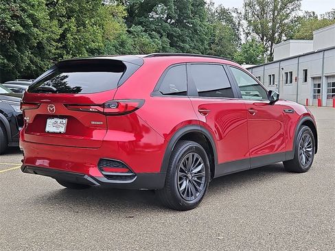 Used 2025 MAZDA CX-70 3.3 Turbo w/ Preferred Package image 7