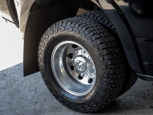 Used 2024 RAM 3500 Limited AWD/4WD image 55