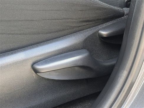 Used 2018 Toyota RAV4 XLE image 25