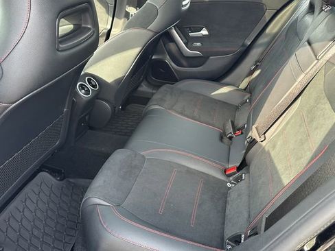 Used 2025 Mercedes-Benz CLA 250 4MATIC image 12