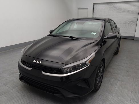 Used 2024 Kia Forte LXS FWD image 15