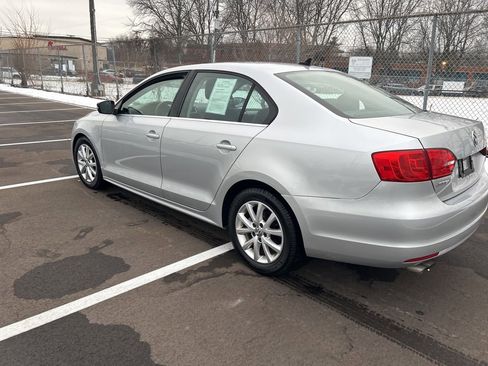Used 2014 Volkswagen Jetta SE image 6