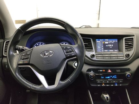Used 2018 Hyundai Tucson Value FWD image 22