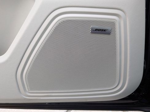 New 2026 Porsche Macan GTS image 14