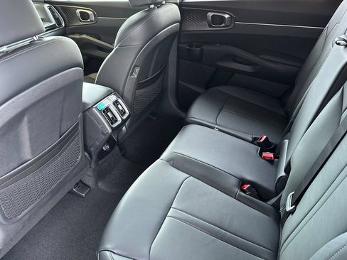 New 2026 Kia Sorento EX AWD/4WD image 12