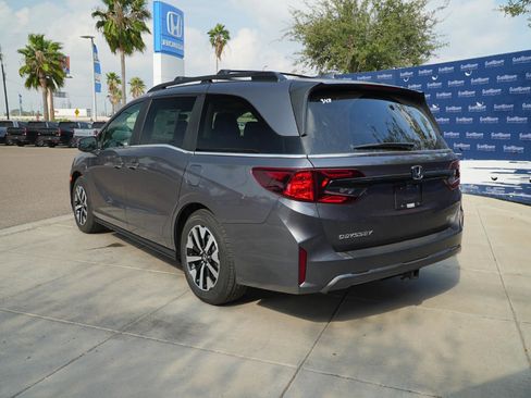 New 2026 Honda Odyssey EX-L image 9